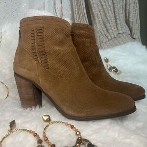 Vince Camuto suede booties size 7M new in box
